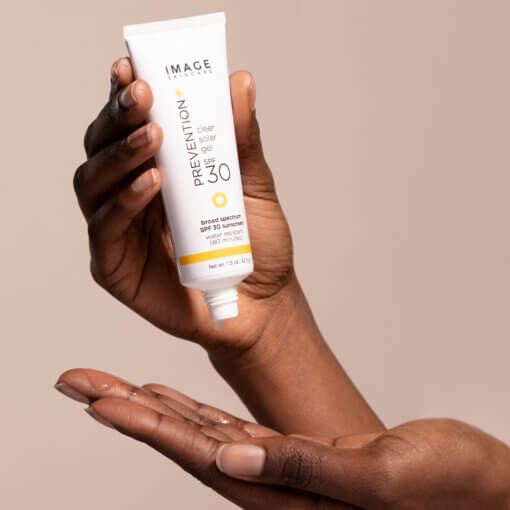 DAILY PREVENTION™ clear solar gel SPF 30 - Image Skincare - Image 4
